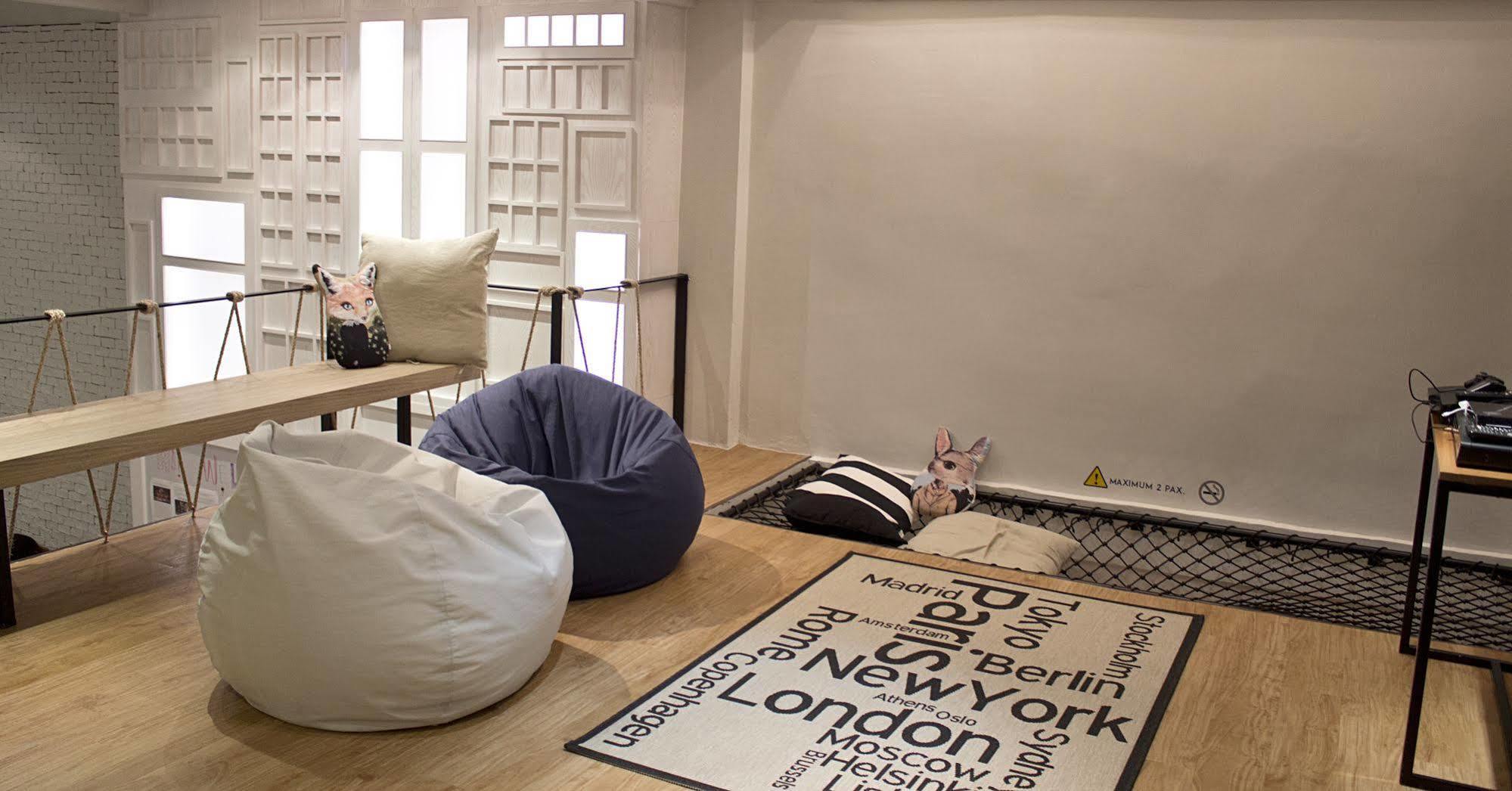 Hostel Slumber Bangkok Soi 1 Zewnętrze zdjęcie